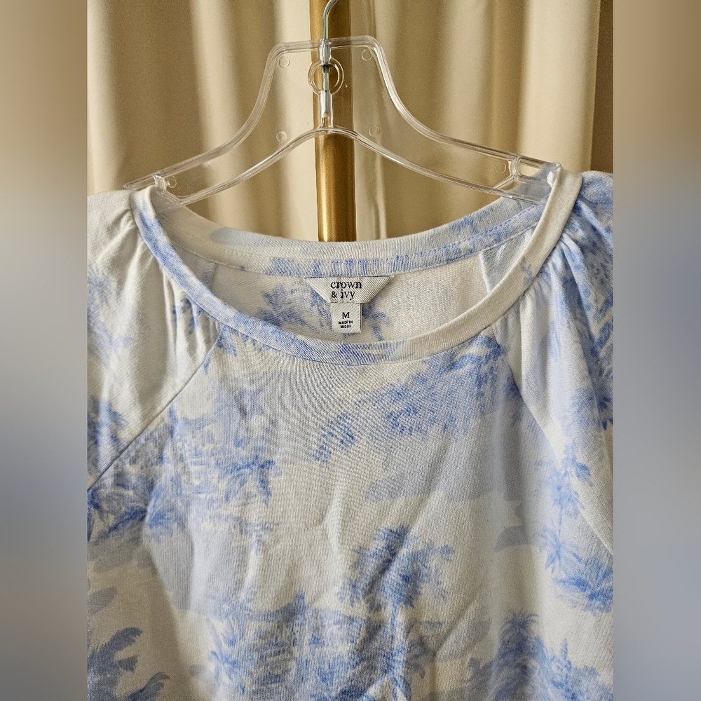 Crown & Ivy Blue & White Toile Knit Top – Size M - Picture 3 of 5